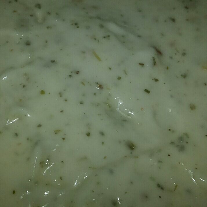 Creme de alho temperado