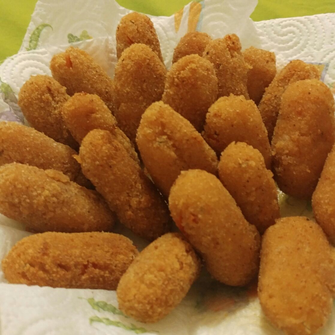 Croquete de Cabeça de Camarão