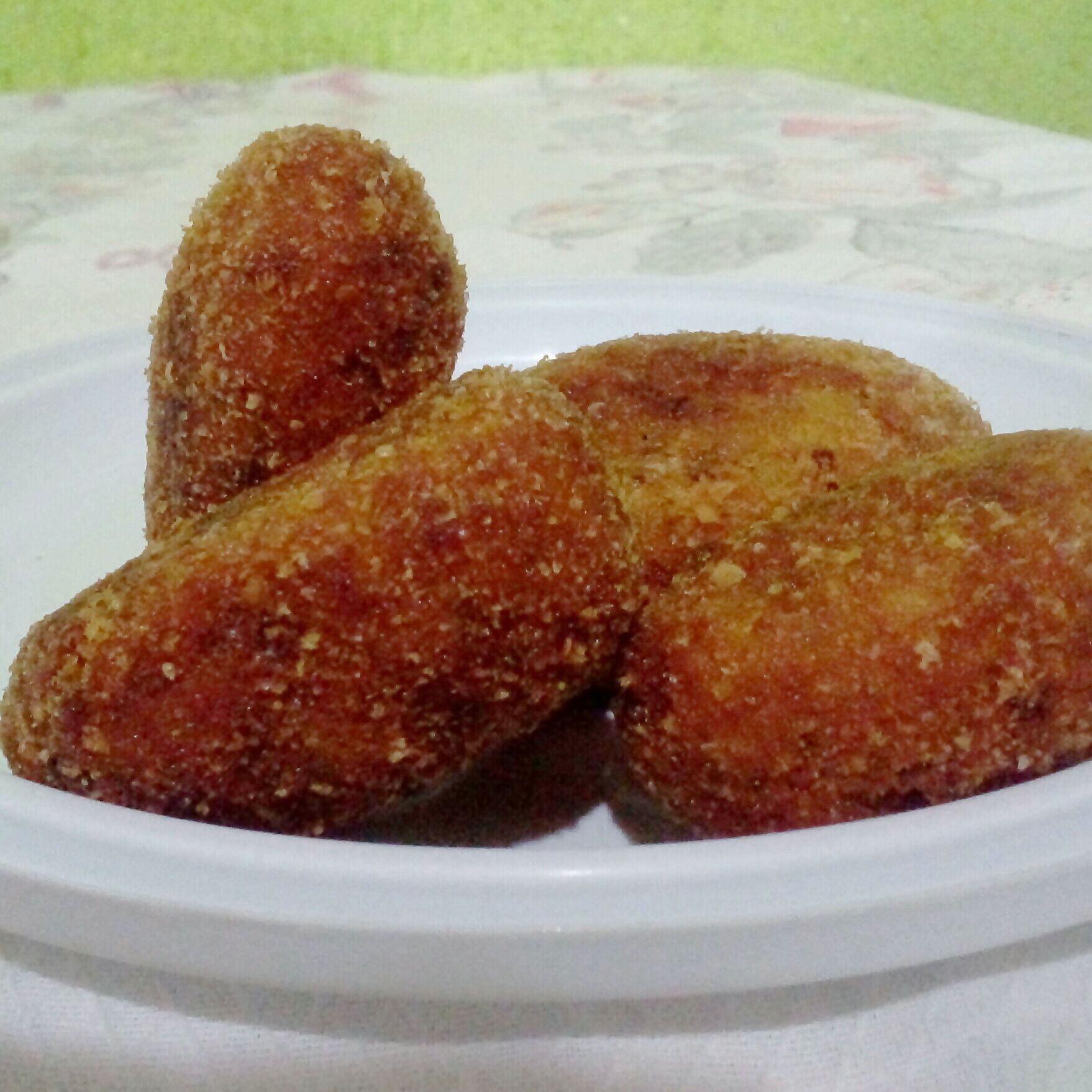 Croquete de carne com mandioca