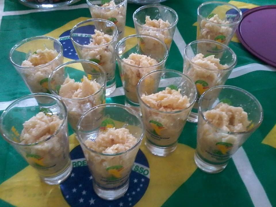 Doce de coco com abacaxi