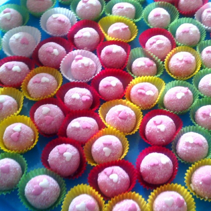 Docinhos de morango para festa