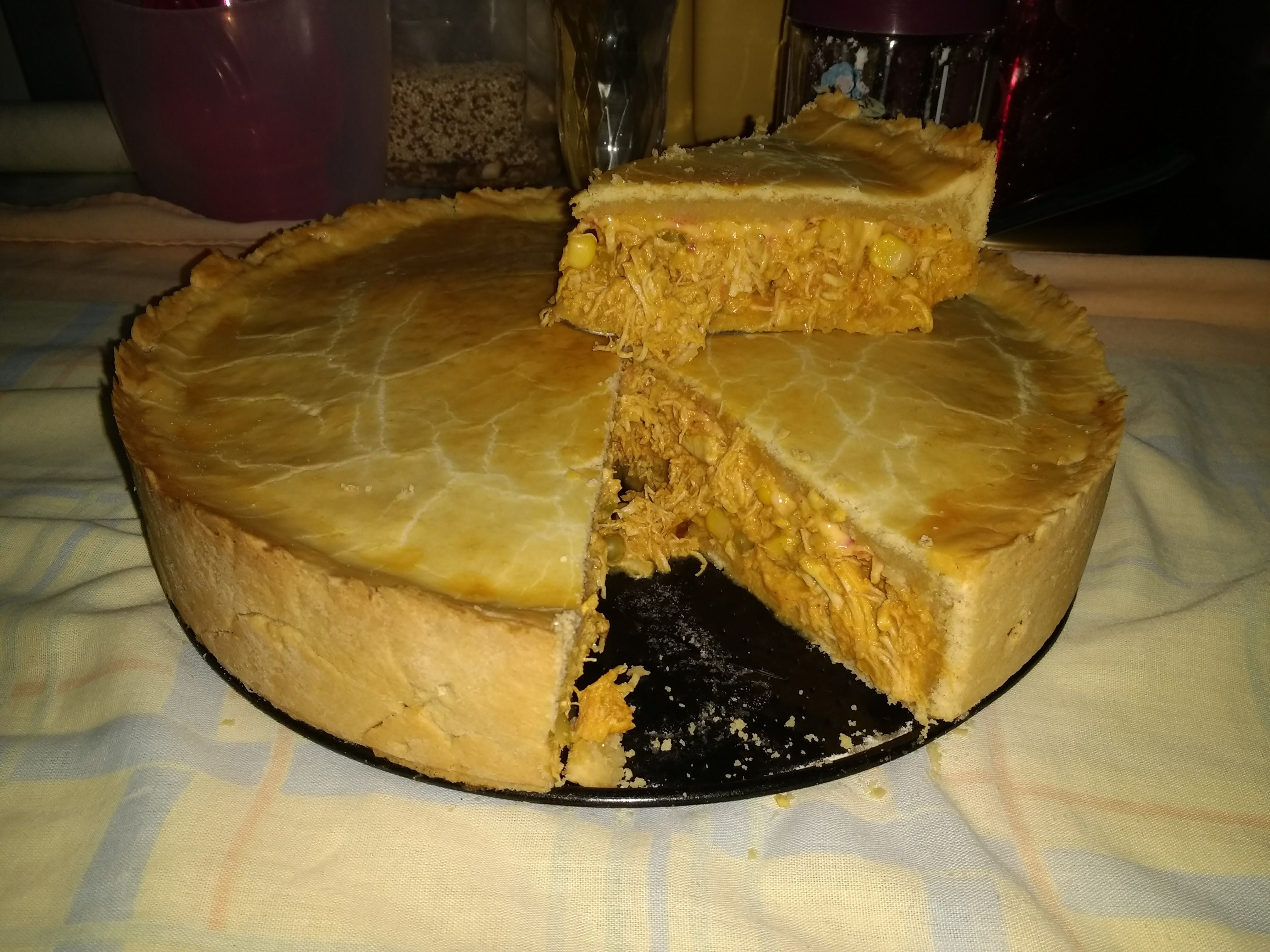 Empadão de frango cremoso da Carol