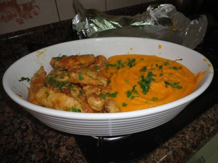 Escalopes de frango com purê de cenoura