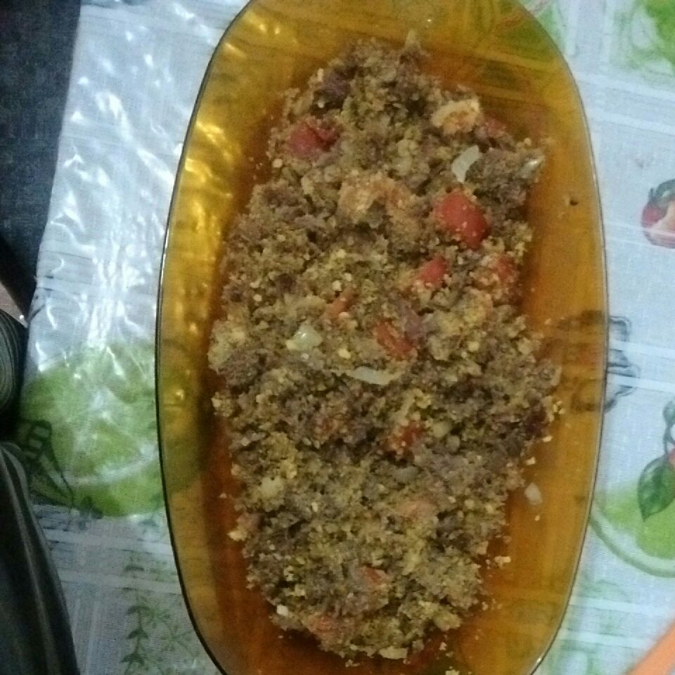 Farofa com carne assada