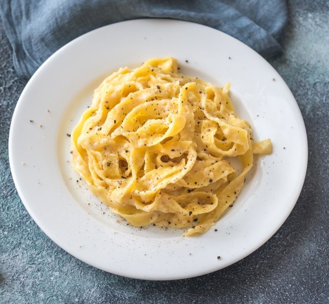 Fettuccine com molho trufado