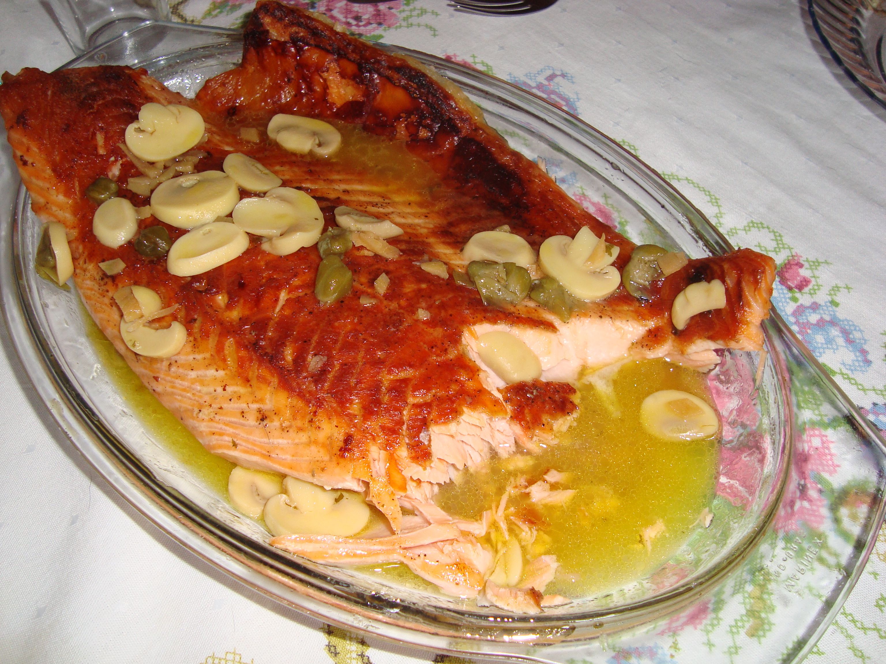 Filé de salmão na churrasqueira