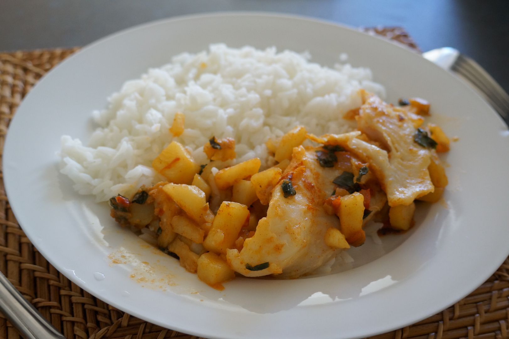 Fillé de peixe com batatas