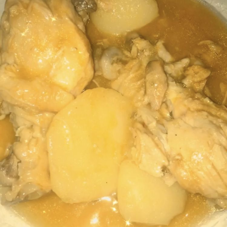 Frango ao molho com batata