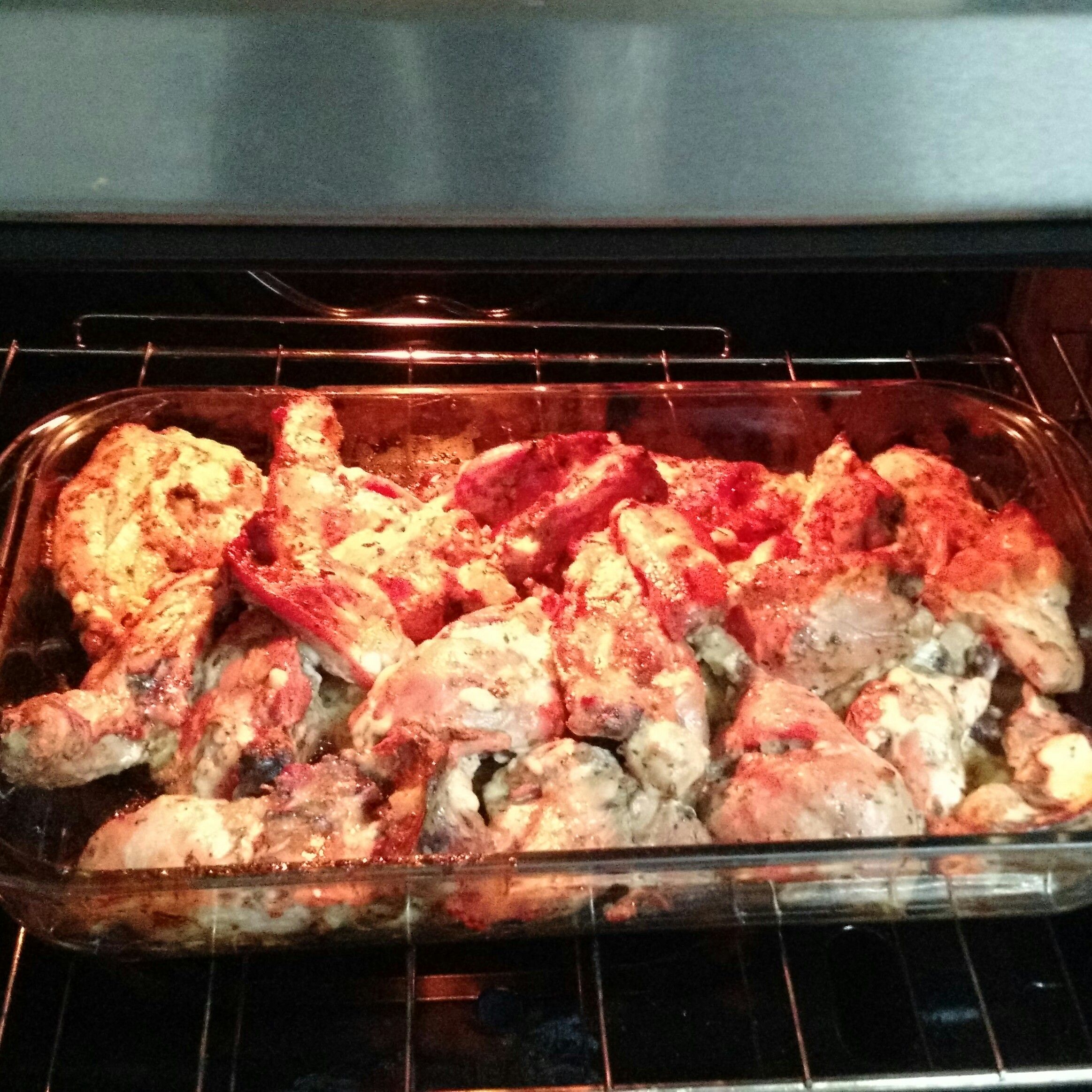 Frango assado ao forno com batatas