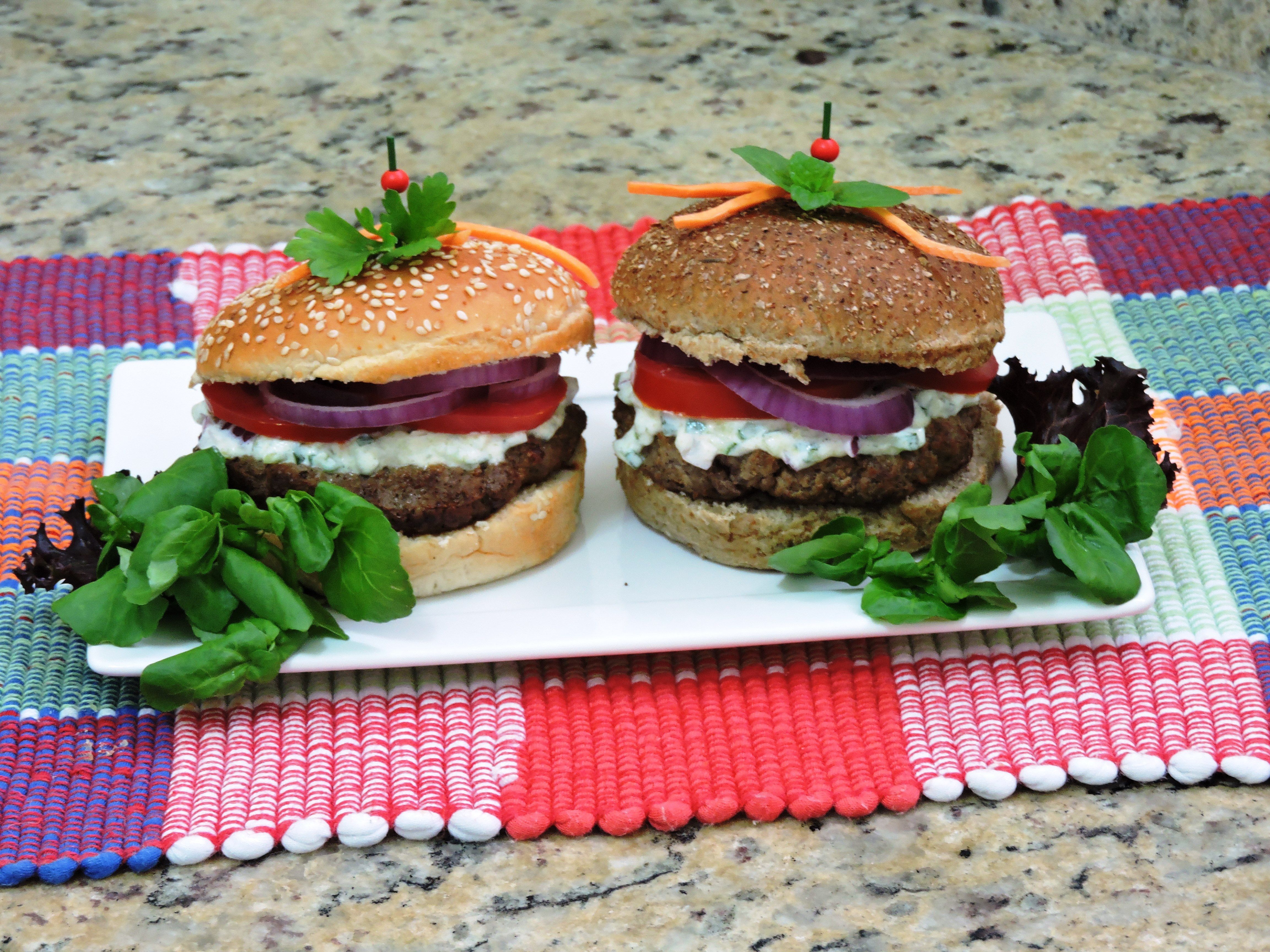 Hambúrguer gourmet da Abimapi para o dia mundial do pão