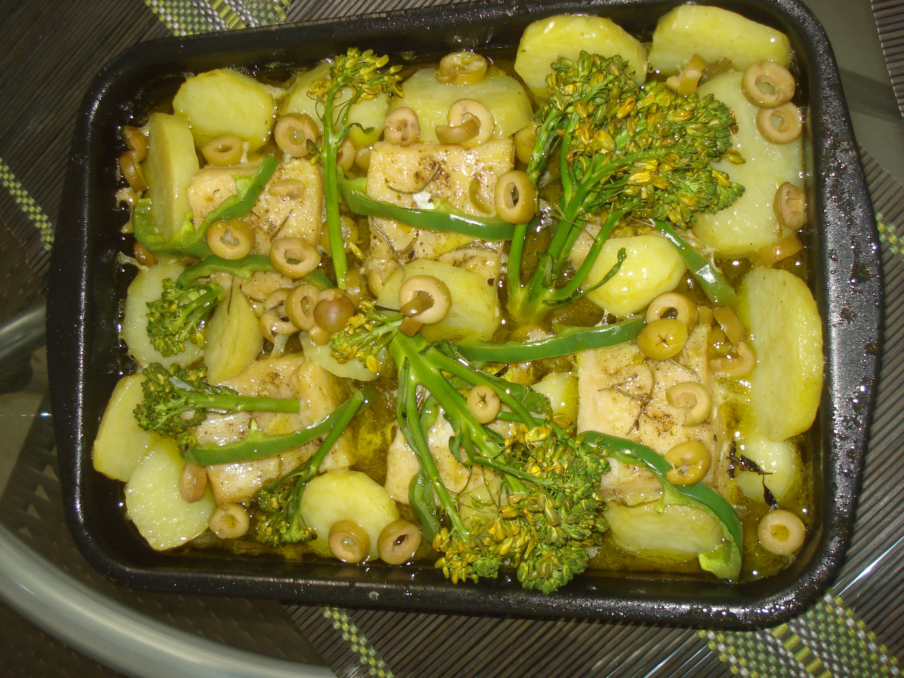 Lombo de bacalhau com legumes