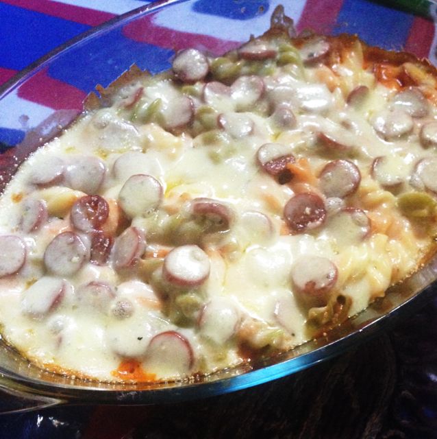 Macarrão ao forno com molho parmegiana