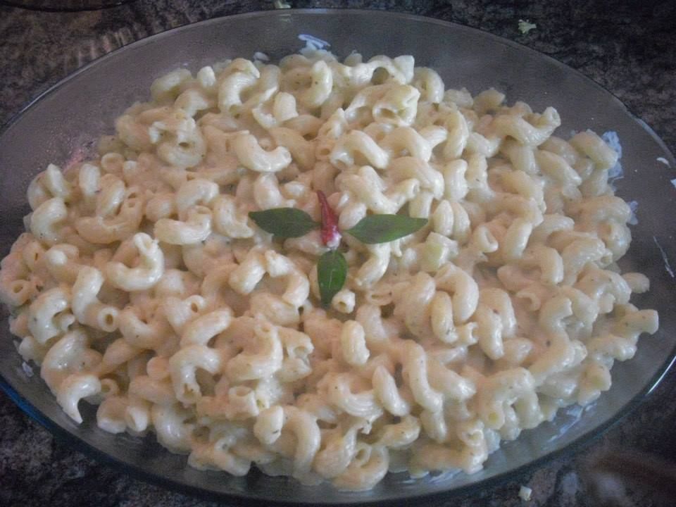 Macarrão ao molho branco sem creme de leite