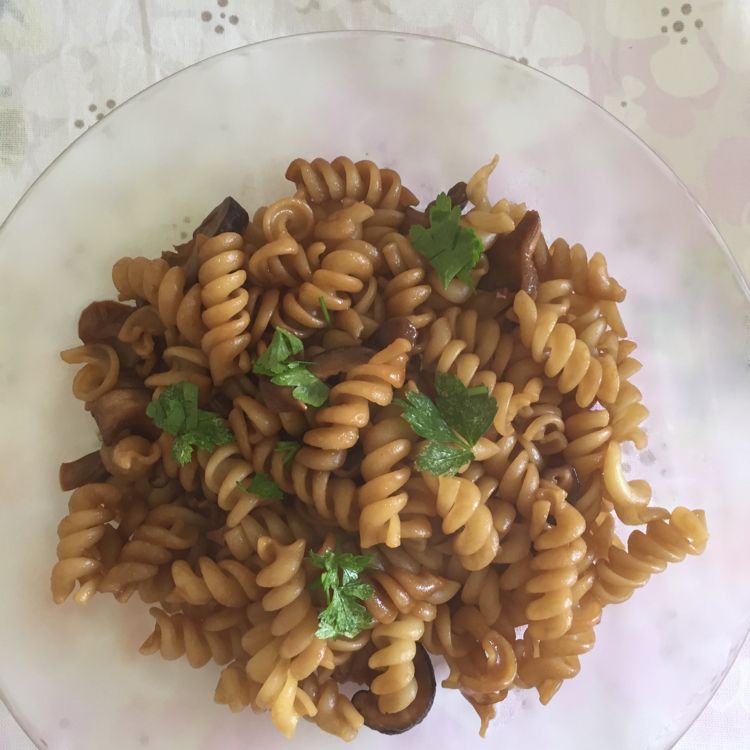 Macarrão com shiitake