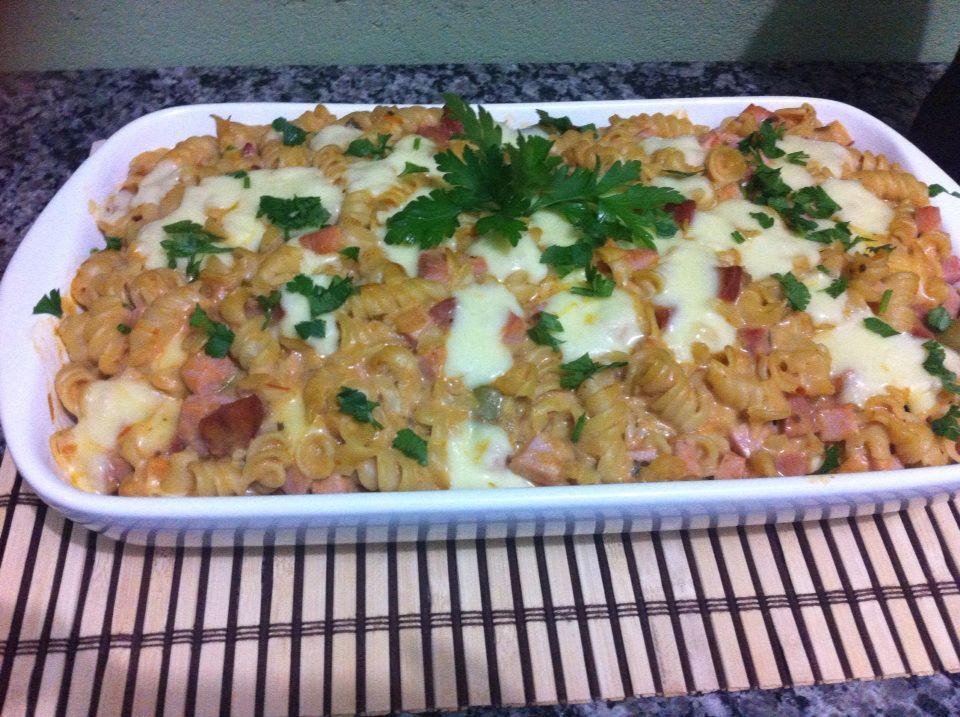 Macarrão de forno delicioso e fácil