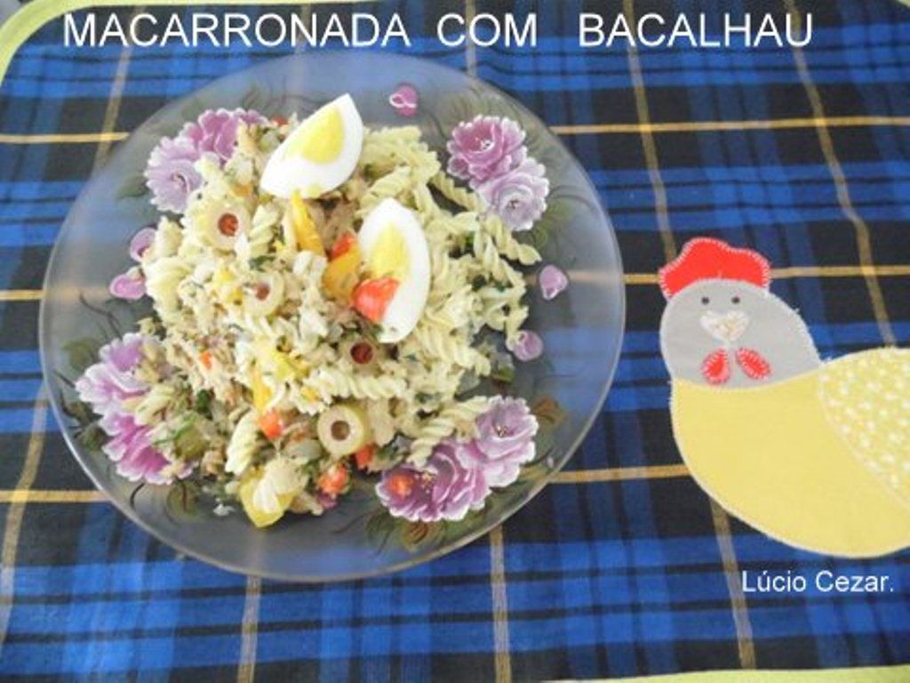 Macarronada com bacalhau