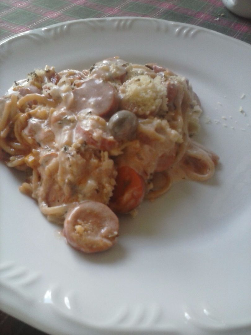 Macarronada de salsicha