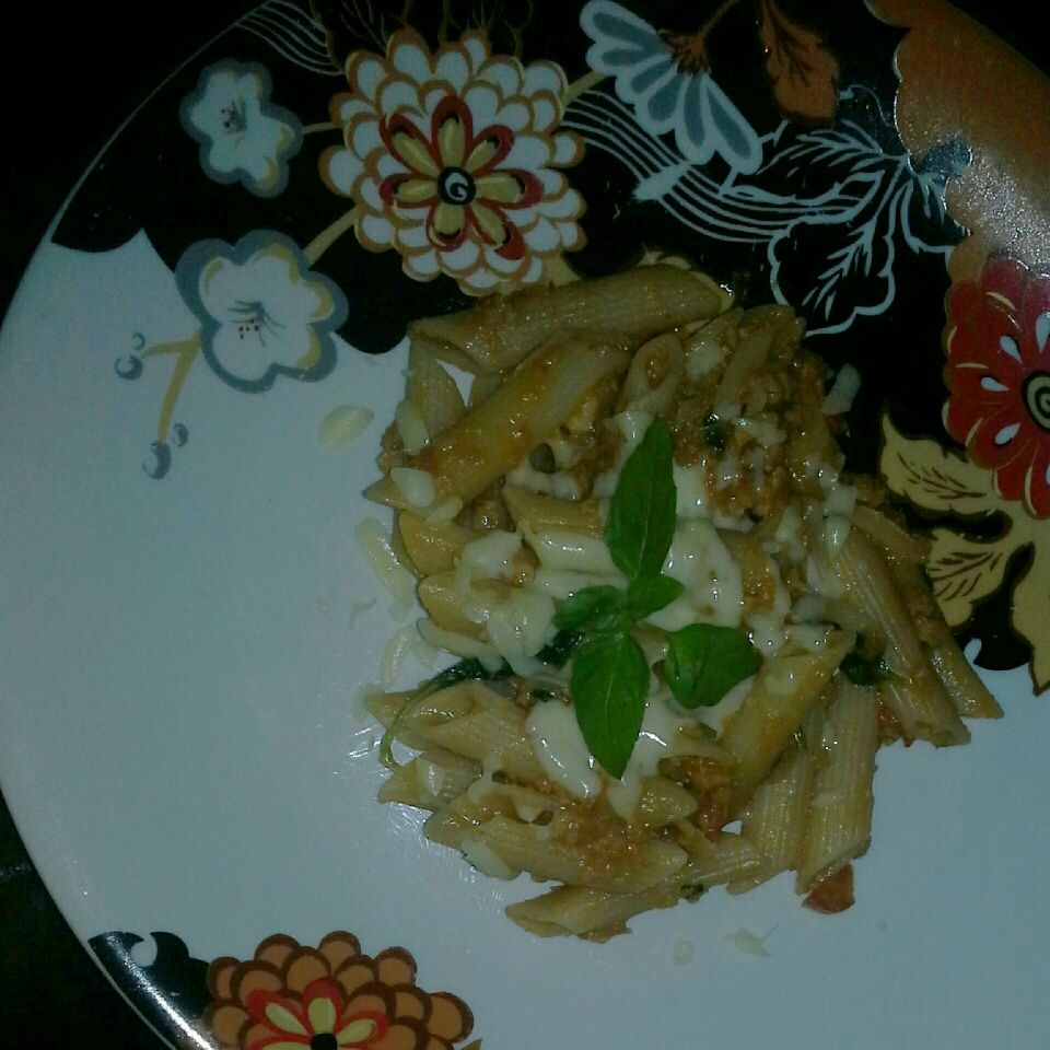 Macarronada simples com soja e queijo coalho