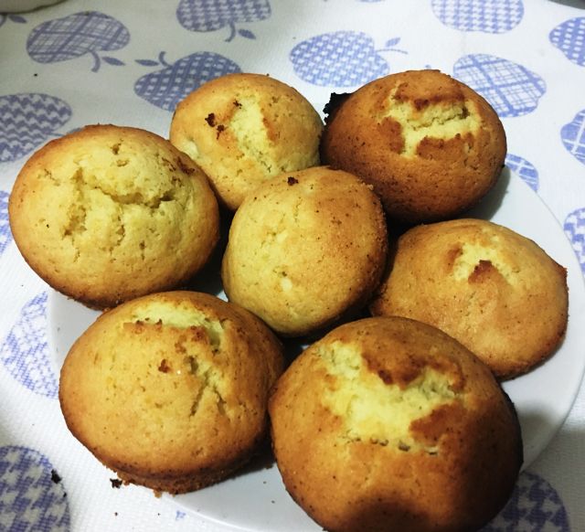 Madeleines (madalenas)