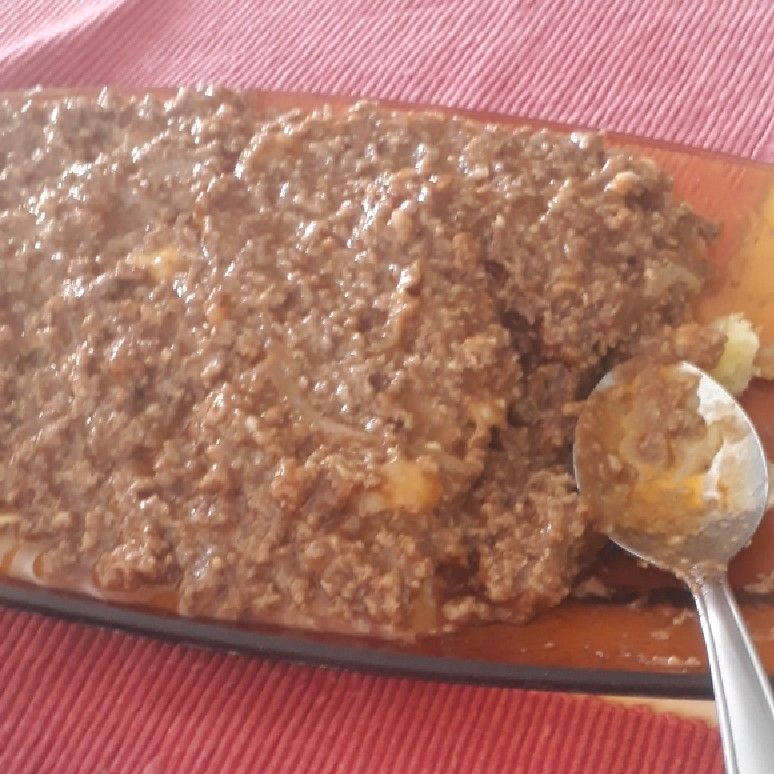 Mandioca com carne moída da Lory