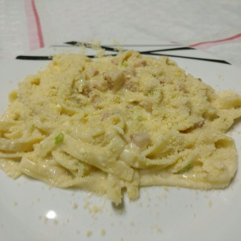 Massa carbonara suave