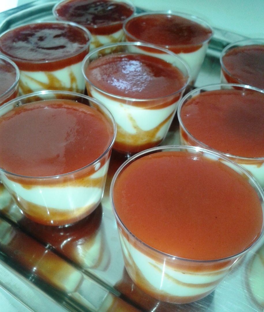 Mini cups de Romeu e Julieta cremoso