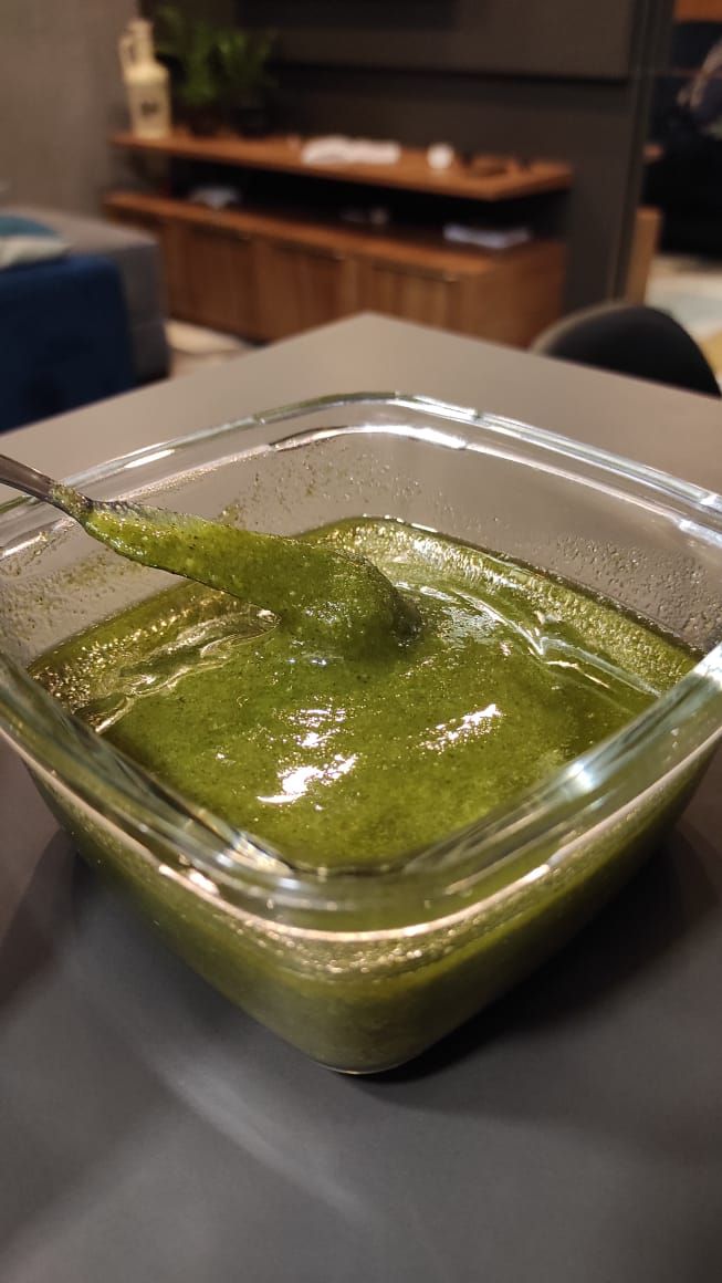 Molho pesto (caseiro)