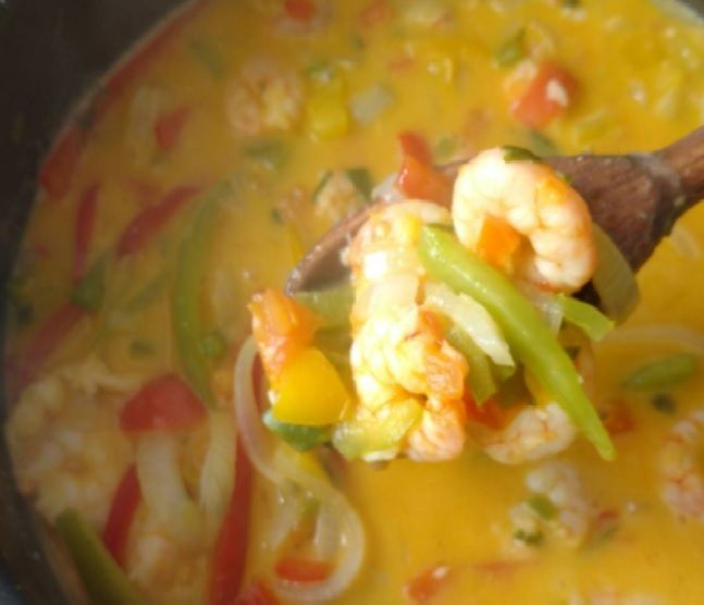 Moqueca de camarão sergipana