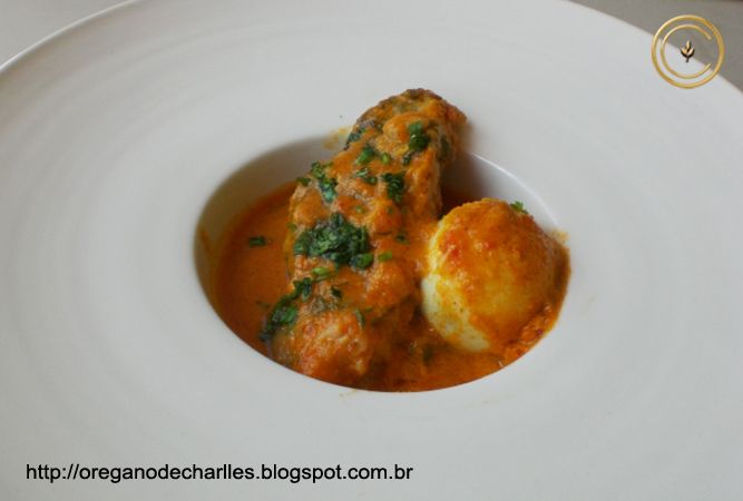 Moqueca de peixe frito ao leite de coco