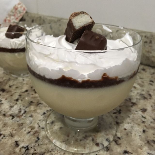 Mousse de coco com ganache de nutella