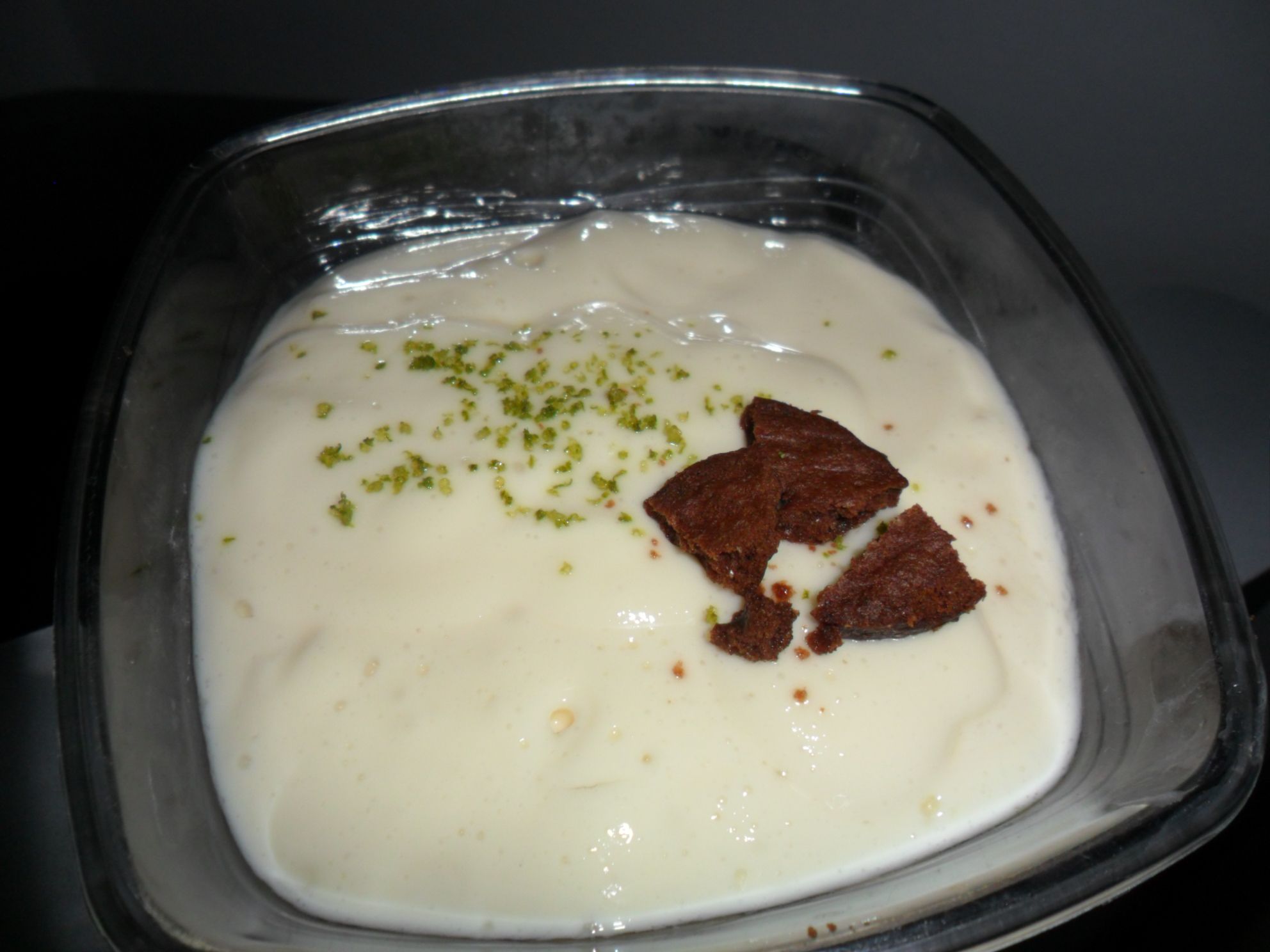 Mousse de limão com biscoito delícia