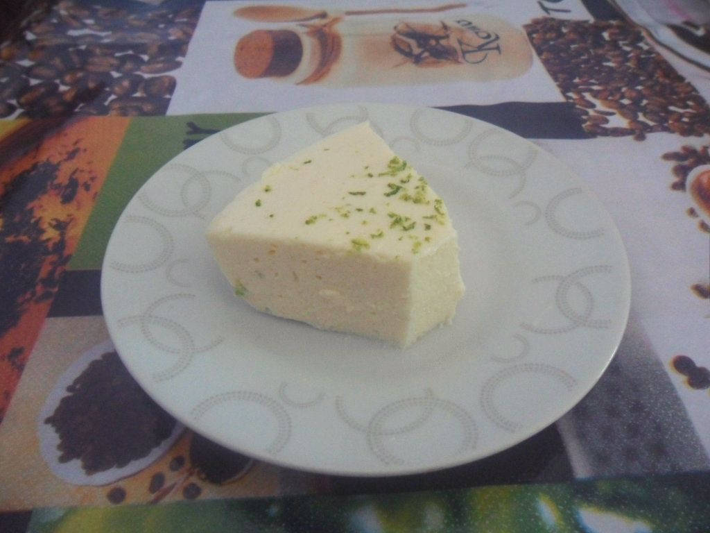 Mousse de limão com flocos de arroz