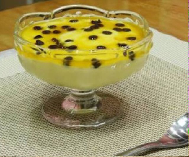 Mousse de maracujá rápido e fácil de fazer