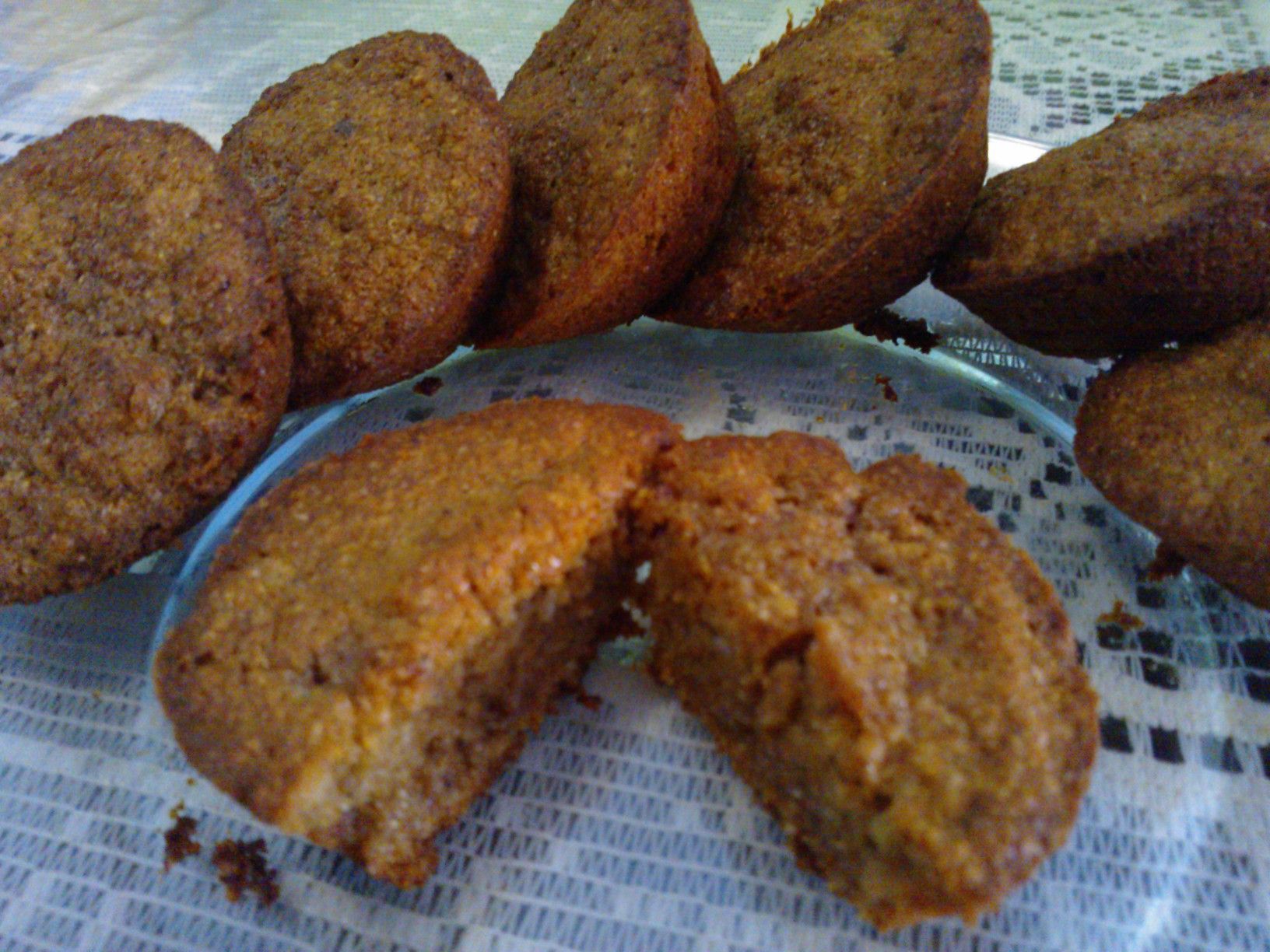 Muffins integrais de banana da Tia Nilza