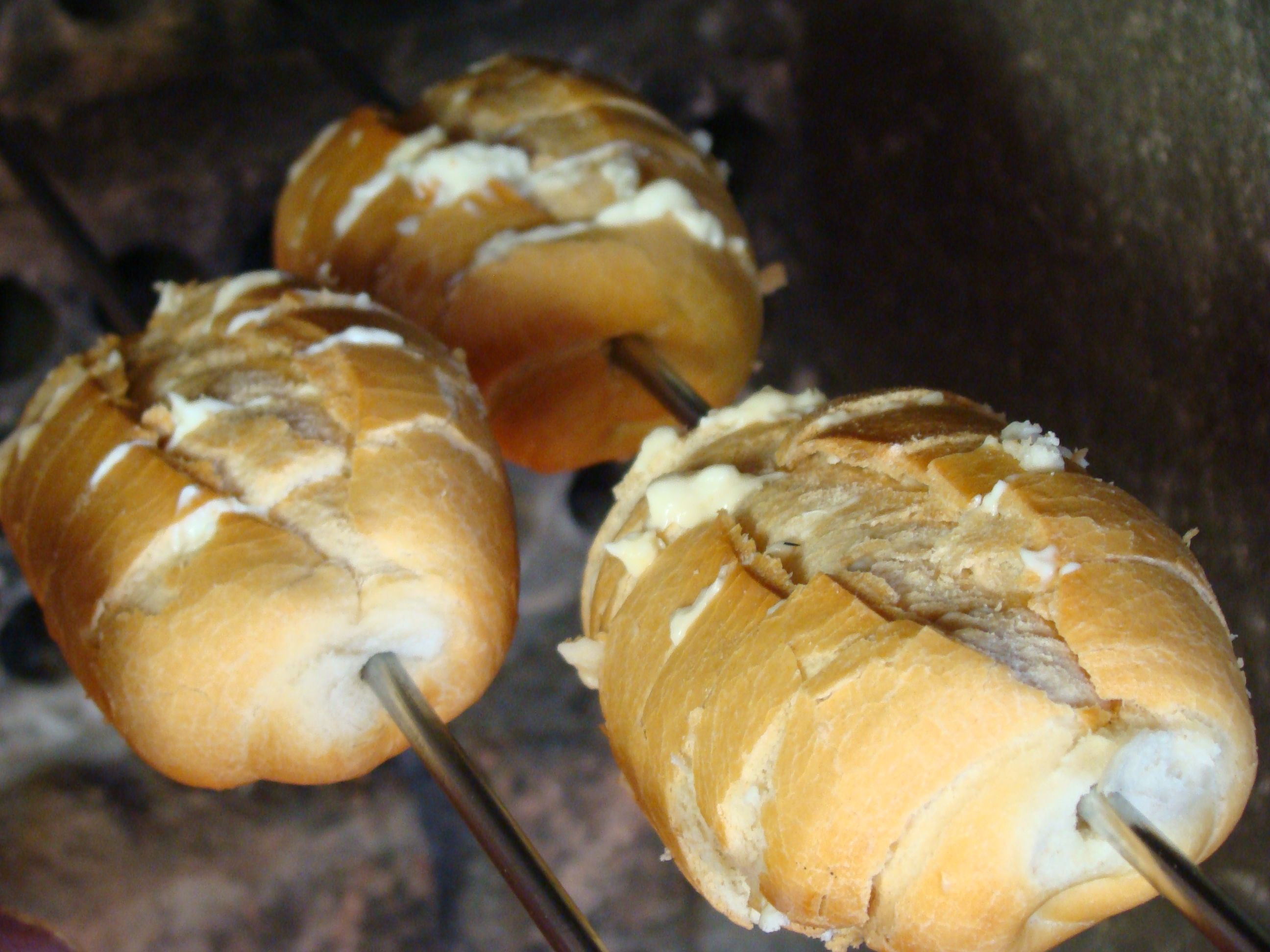 Pães de alho caseiro (churrasco ou Forno elétrico)