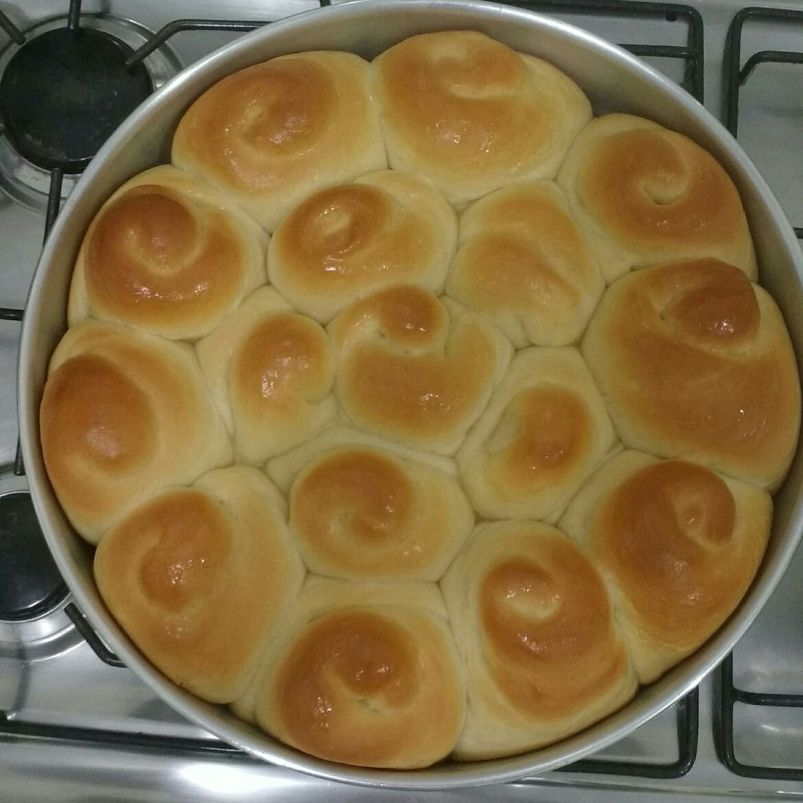 Pão caseiro super fácil