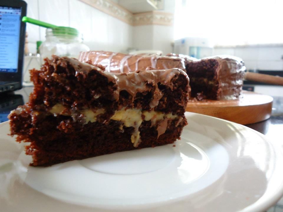 Pão de mel com recheio de doce de leite