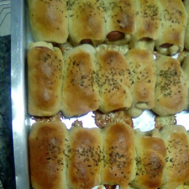 Pão recheado com salsicha