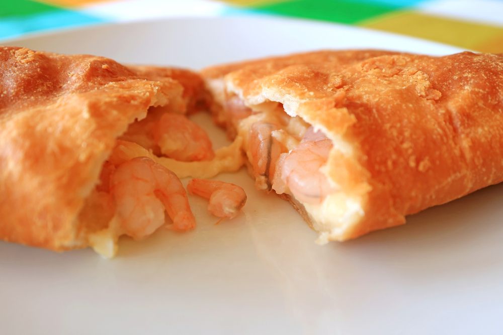 Pastel de camarão com cream cheese