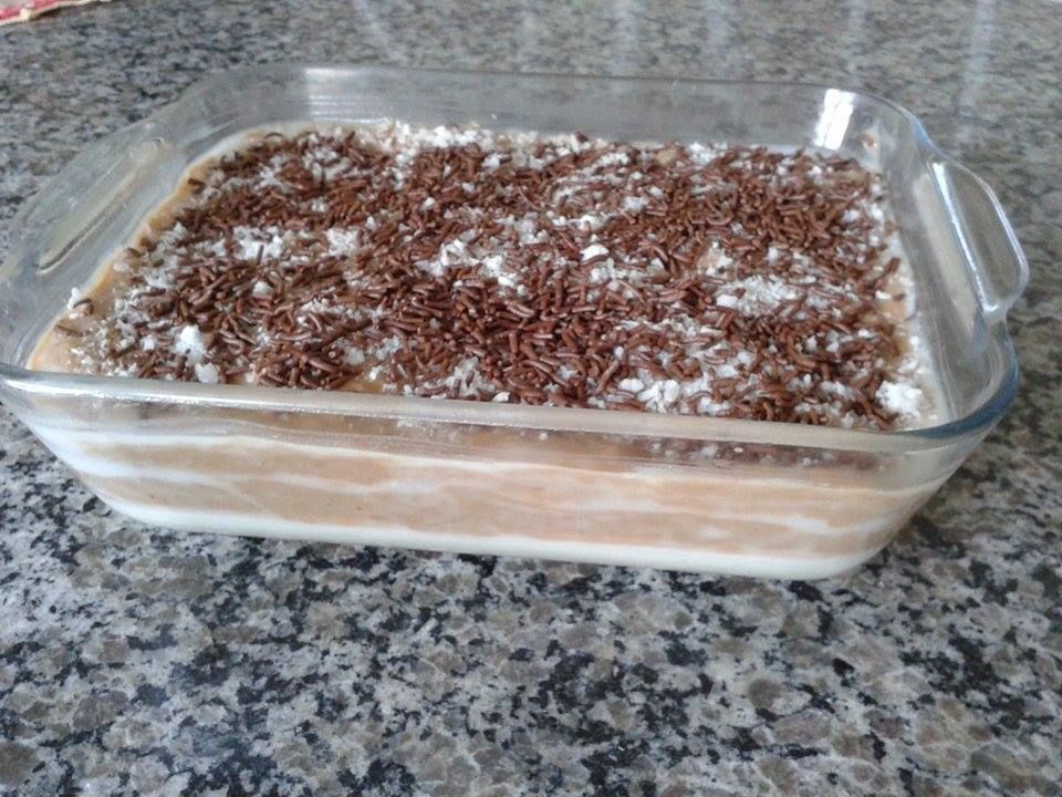 Pavê de coco e doce de leite