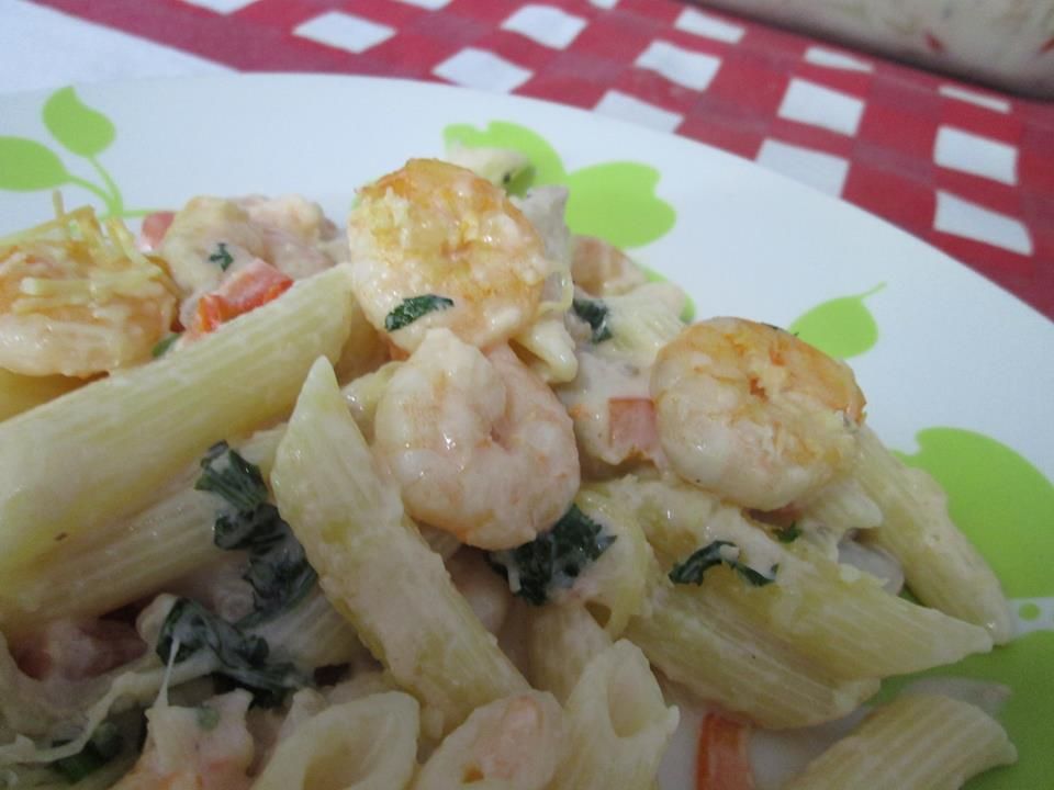 Penne com camarão