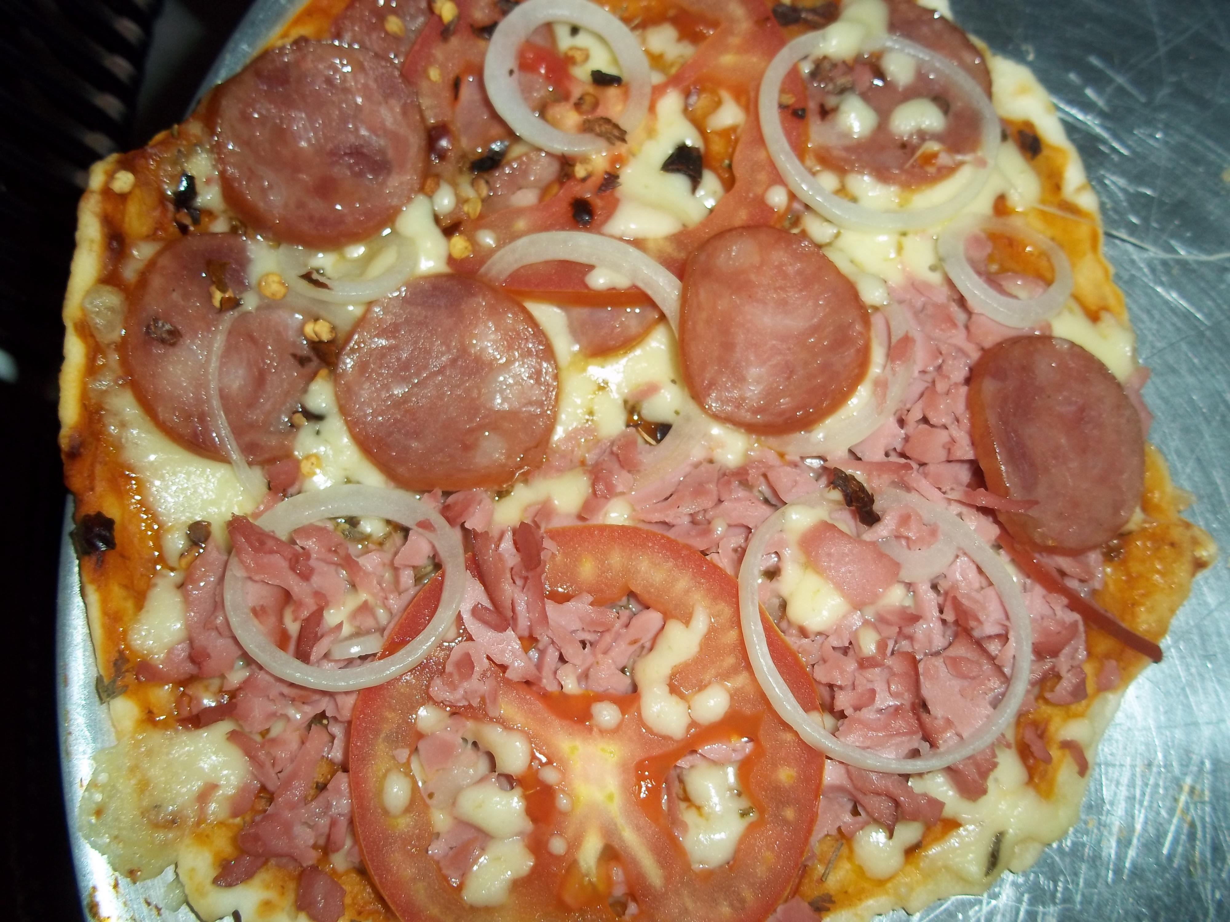 Pizza de massa de pão de queijo