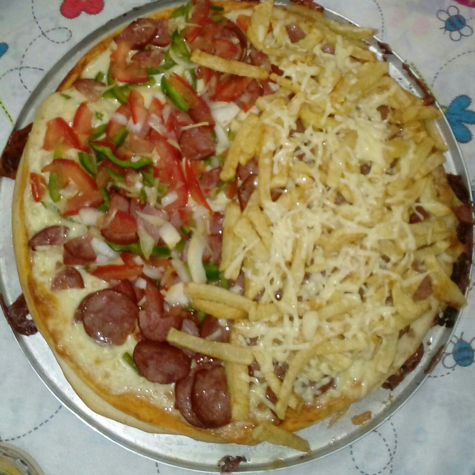 Pizza de portuguesa e batata maluca