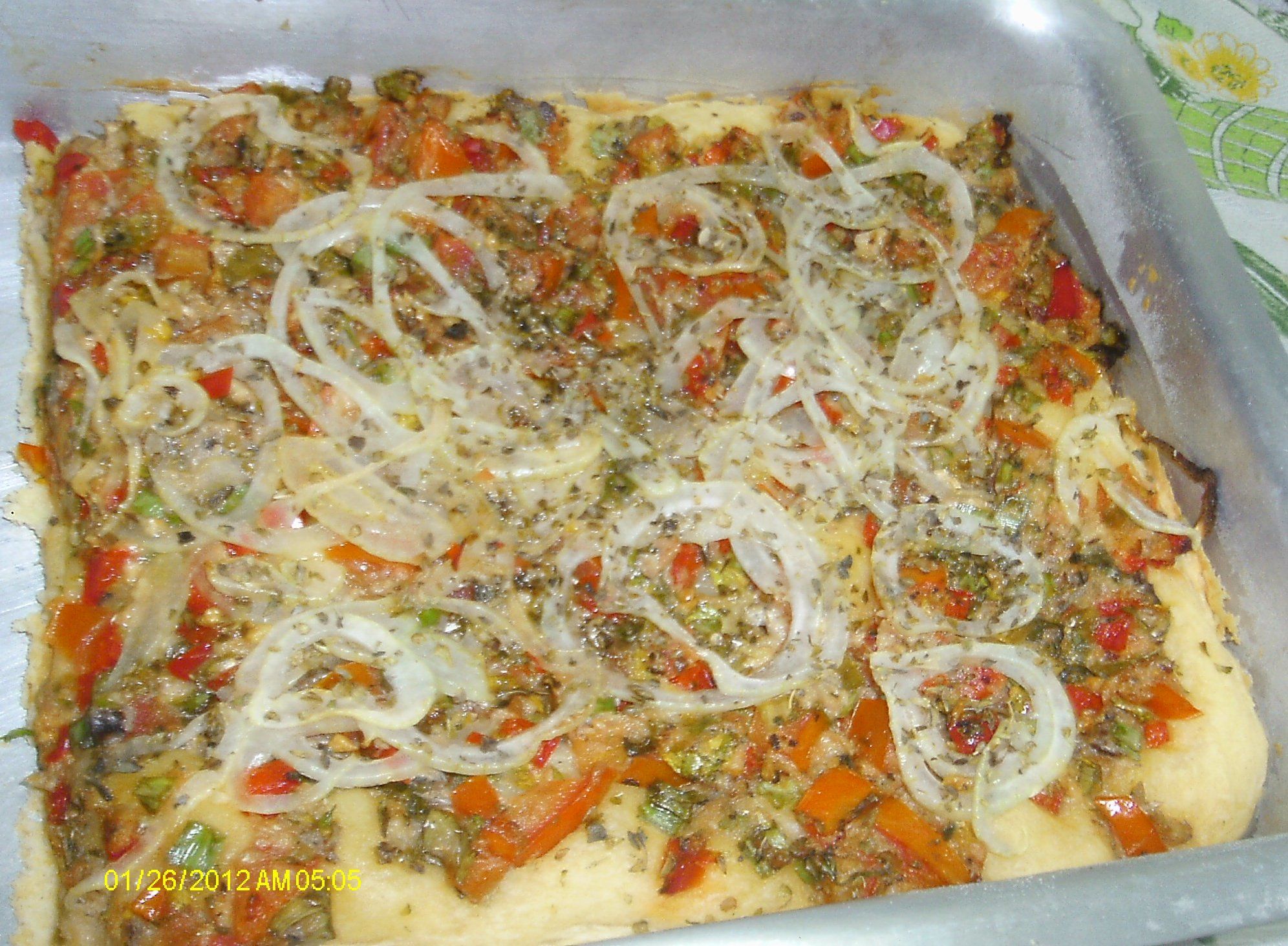 Pizza de sardinha da Tatá