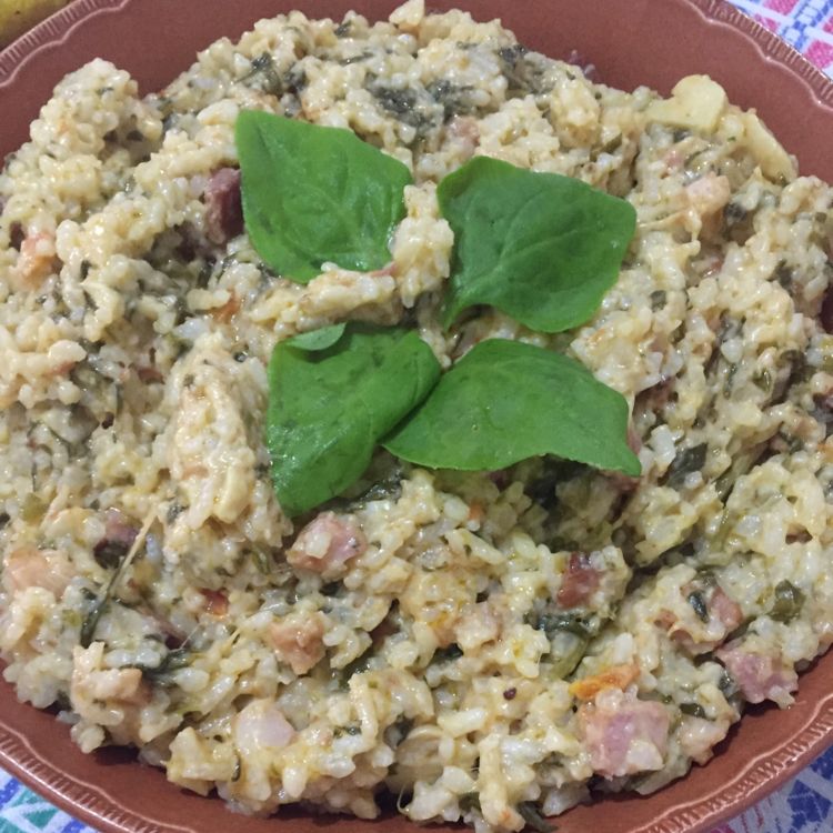 Risoto de espinafre com bacon