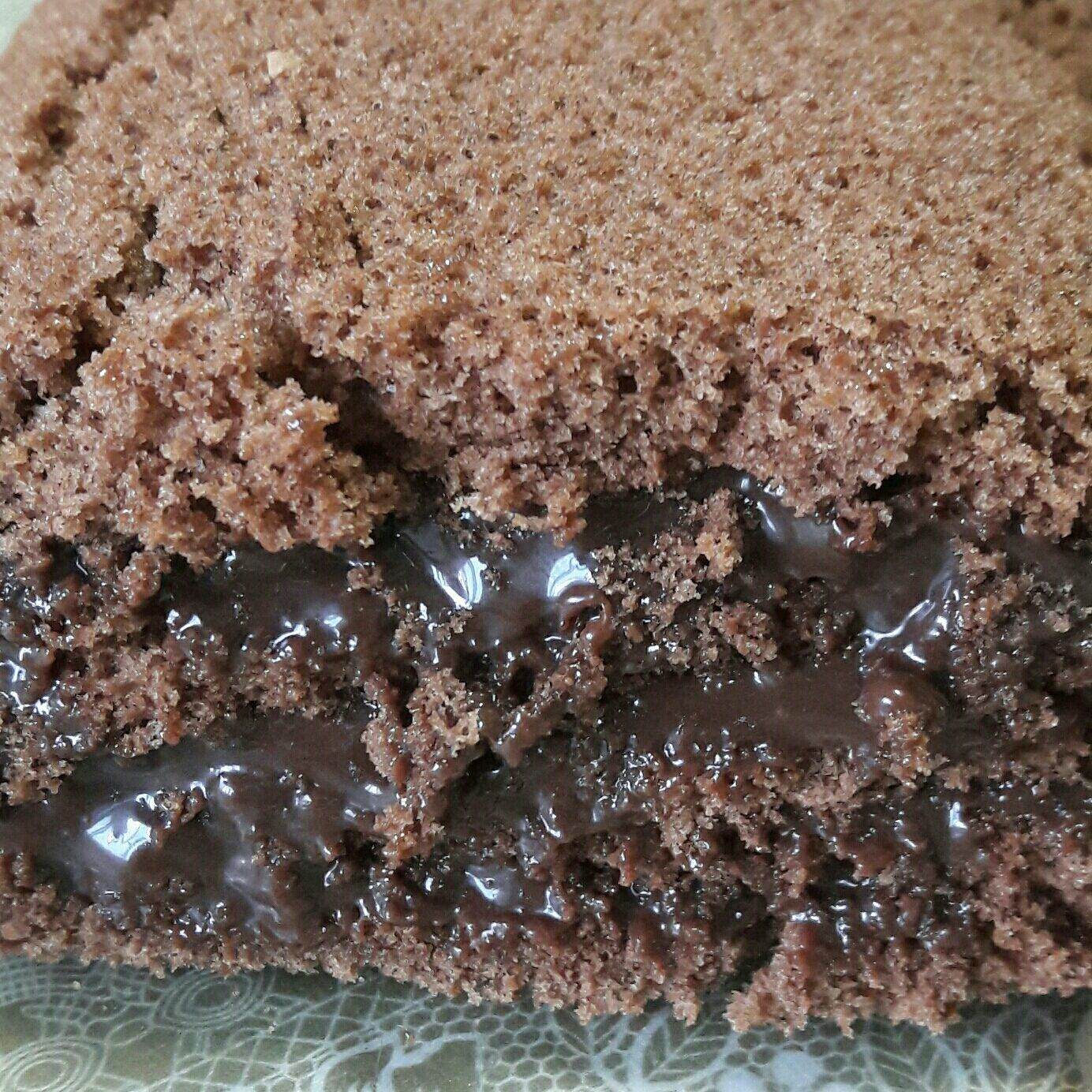 Rocambole de chocolate com recheio de brigadeiro mole