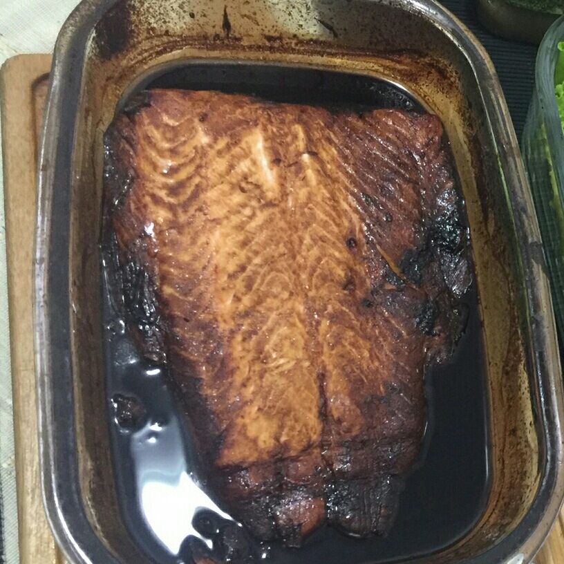 Salmão ao molho shoyu