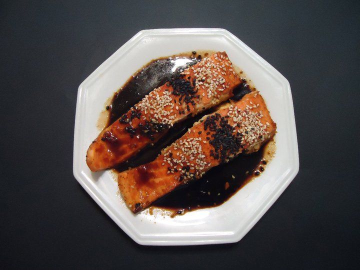 Salmão ao molho teryaki