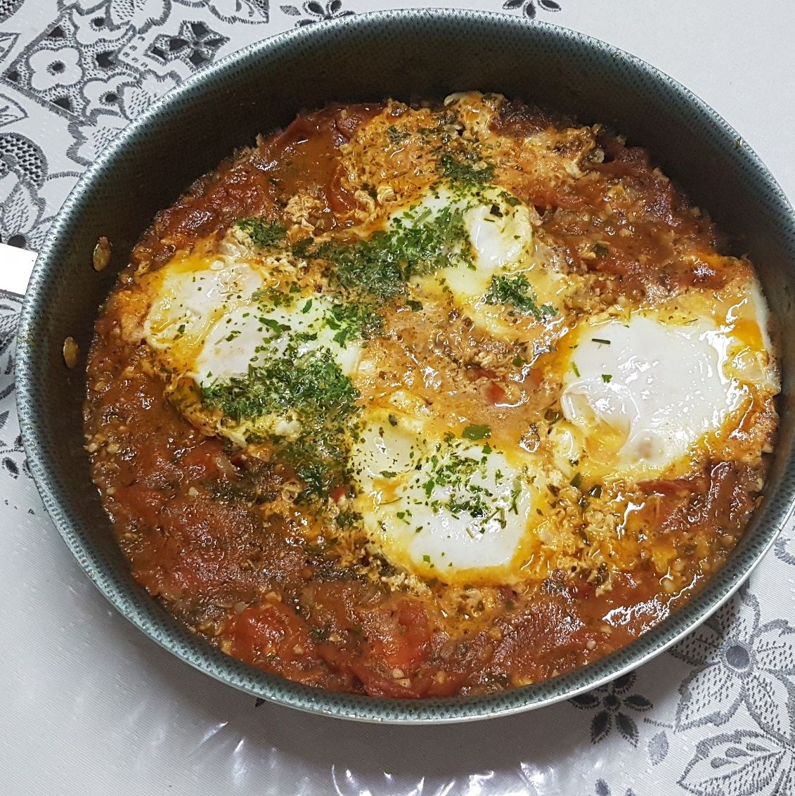 Shakshuka ou moqueca de ovo (versao low carb)