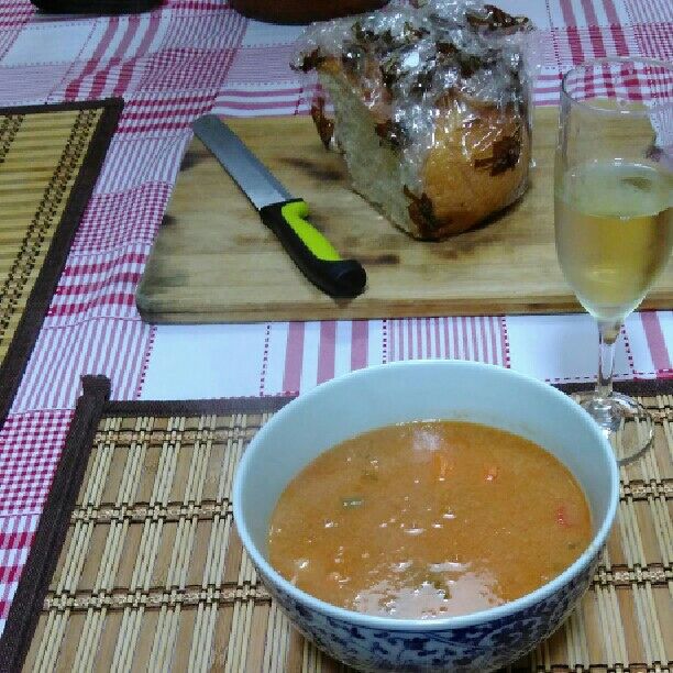 Sopa de camarão com tambaqui